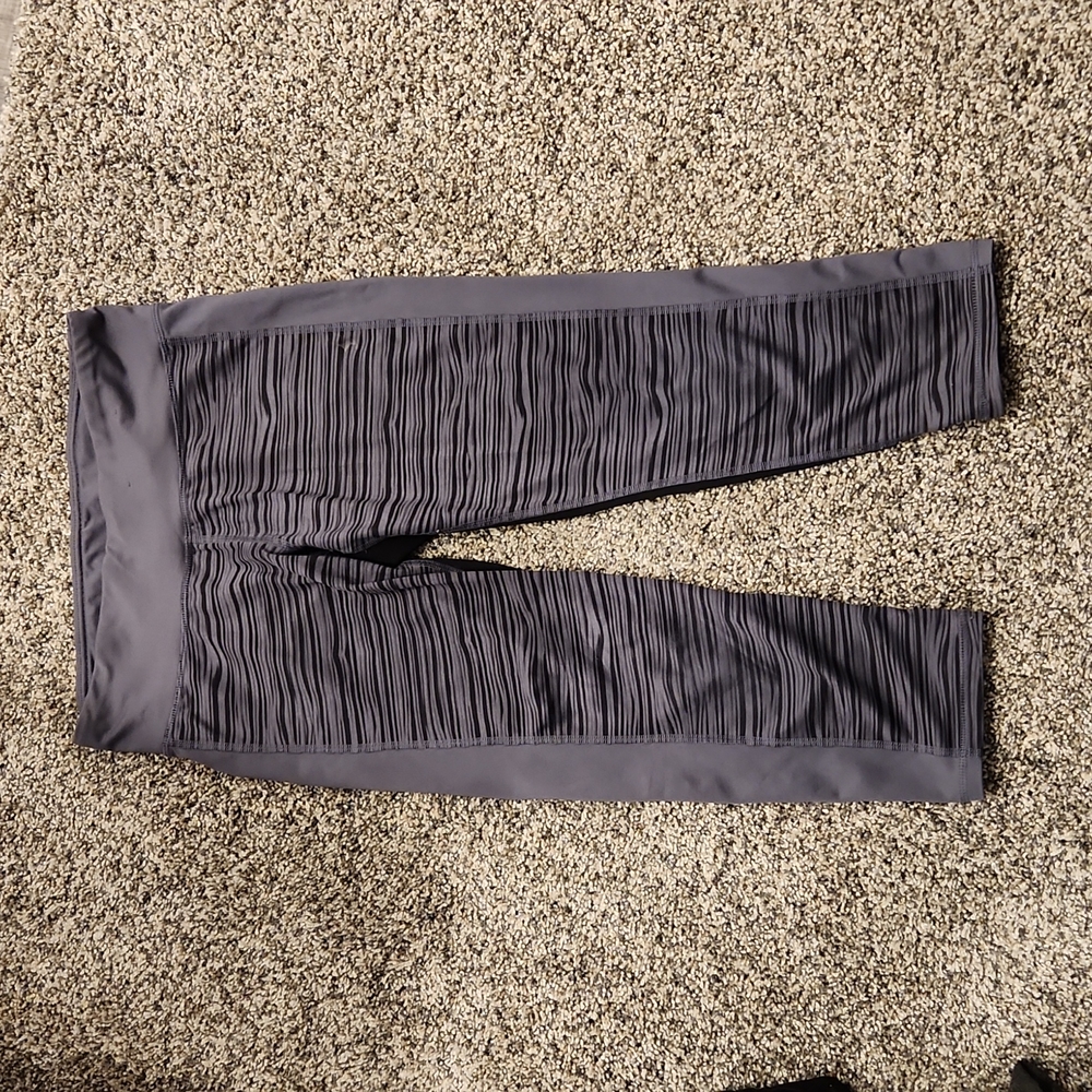 M gray leggings